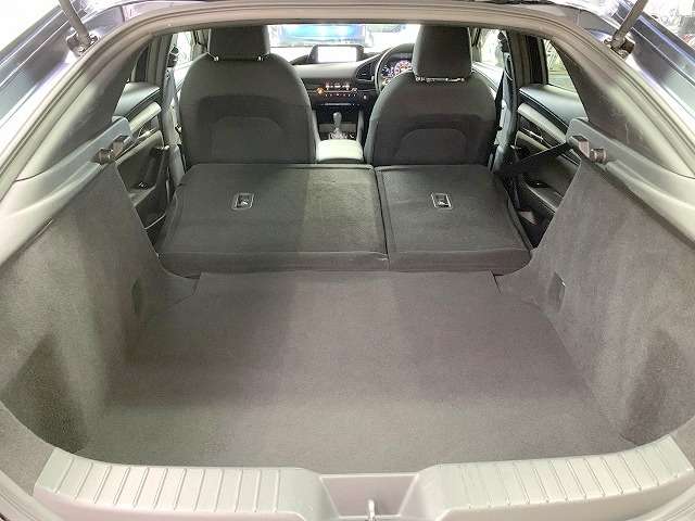 マツダ ＭＡＺＤＡ３　ファストバック １．８ ＸＤ バーガンディ セレクション ディーゼルターボ R1年 () 99