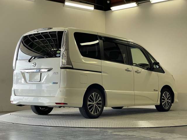 日産 セレナ ２．０ ハイウェイスター Ｖセレクション＋ＳＡＦＥＴＹ Ｓ－ＨＹＢＲＩＤ H28年 (甲信越・北陸) 99