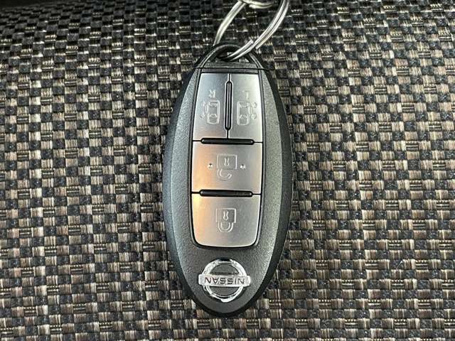 日産 セレナ ２．０ ハイウェイスター Ｖセレクション＋ＳＡＦＥＴＹ Ｓ－ＨＹＢＲＩＤ H28年 (甲信越・北陸) 99