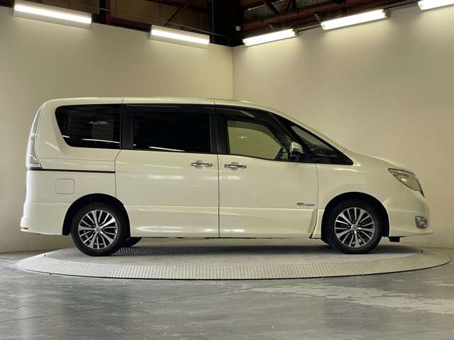 日産 セレナ ２．０ ハイウェイスター Ｖセレクション＋ＳＡＦＥＴＹ Ｓ－ＨＹＢＲＩＤ H28年 (甲信越・北陸) 99