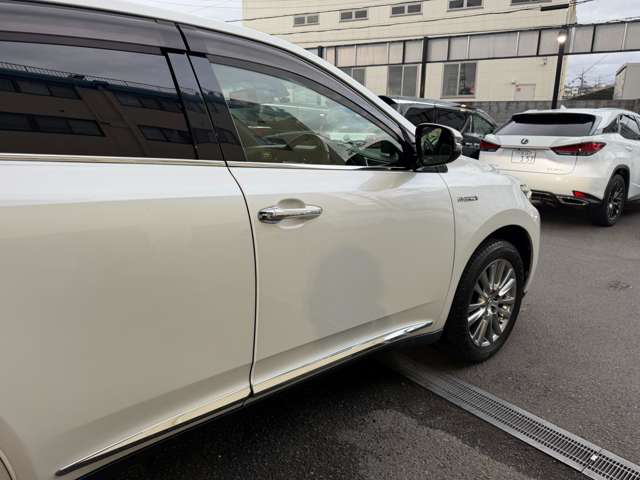 トヨタ ハリアー　ハイブリッド ２．５ ハイブリッド Ｅ－ＦＯＵＲ プレミアム ４ＷＤ H28年 () 99