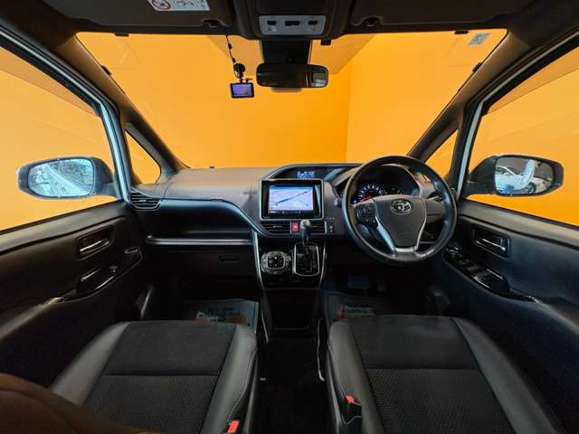 トヨタ ヴォクシー ２．０ ＺＳ 煌ＩＩＩ R3年 () 99