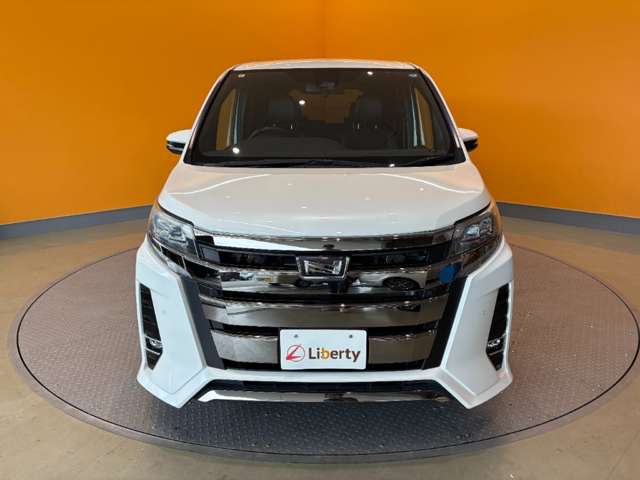トヨタ ノア ２．０ ＳＩ ＷＸＢＩＩ R2年 () 99