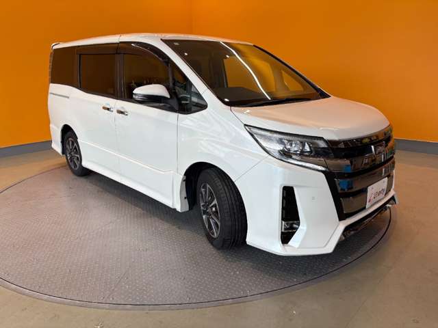 トヨタ ノア ２．０ ＳＩ ＷＸＢＩＩ R2年 () 99