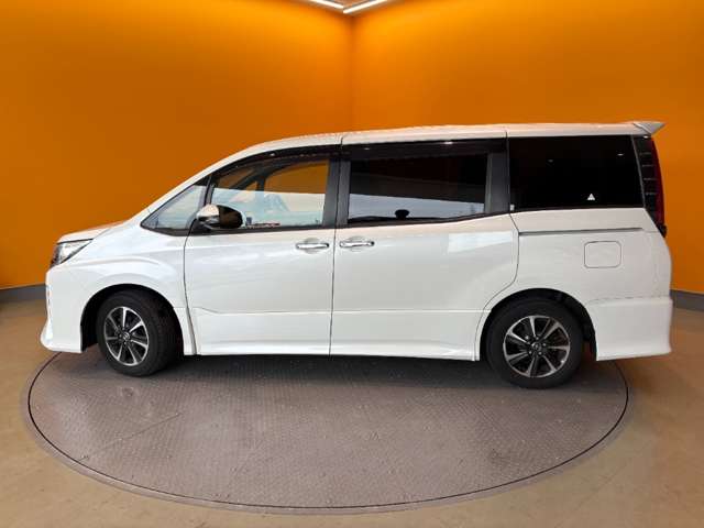 トヨタ ノア ２．０ ＳＩ ＷＸＢＩＩ R2年 () 99