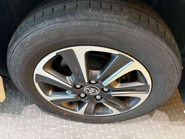 トヨタ ノア ２．０ ＳＩ ＷＸＢＩＩ R2年 () 99
