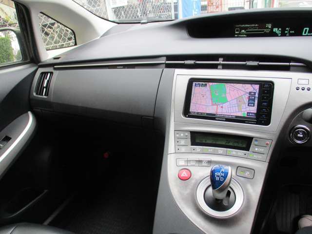 トヨタ プリウス １．８ Ｓ H27年 () 99