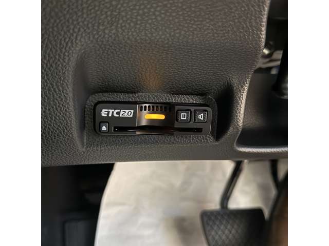 ホンダ ヴェゼル １．５ Ｅ：ＨＥＶ Ｚ R8年 (近畿) 99