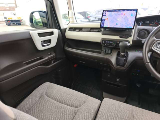 ホンダ Ｎ　ＢＯＸ ６６０ Ｌ ターボ R3年 (近畿) 99