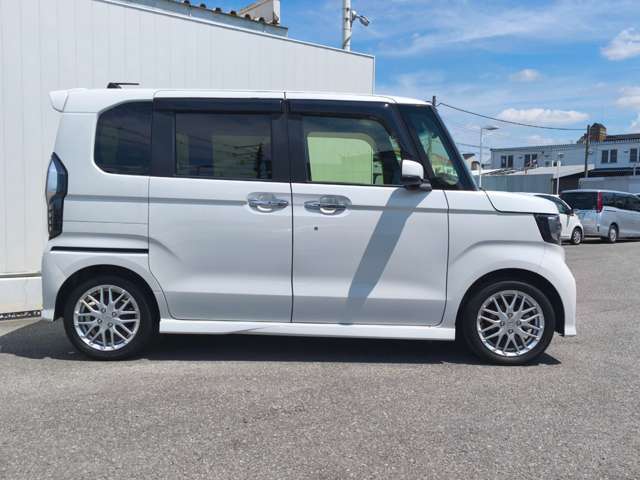 ホンダ Ｎ　ＢＯＸ カスタム ６６０ Ｌ ターボ R5年 (近畿) 99