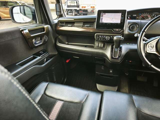 ホンダ Ｎ　ＢＯＸ カスタム ６６０ Ｇ Ｌ ターボ ホンダセンシング H30年 (近畿) 99