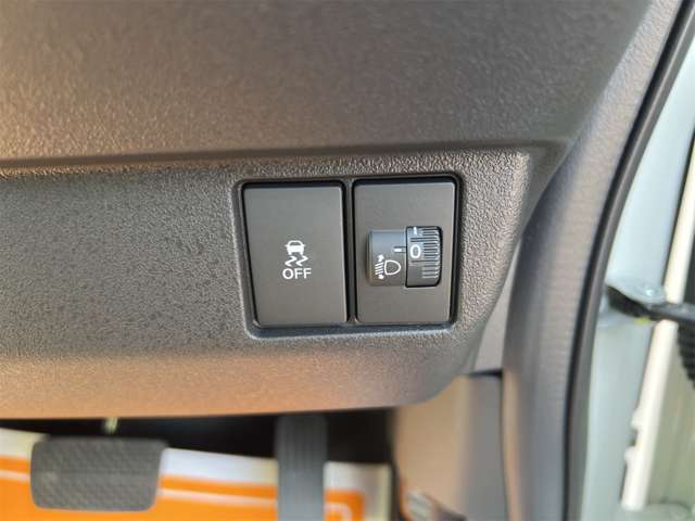 ホンダ Ｎ　ＢＯＸ カスタム ６６０ R7年 (近畿) 99