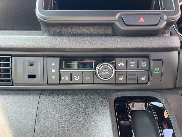 ホンダ Ｎ　ＢＯＸ カスタム ６６０ R7年 (近畿) 99