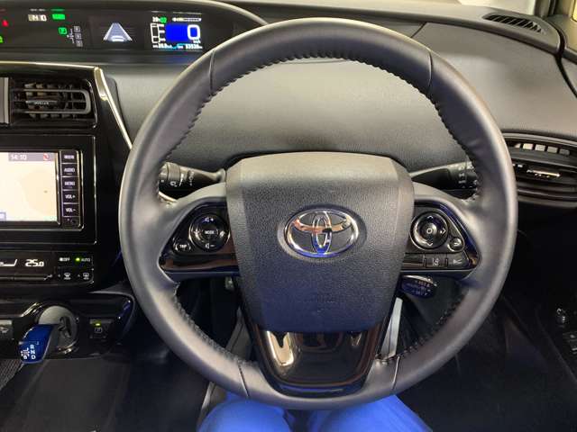 トヨタ プリウス １．８ Ｓ R1年 (近畿) 99