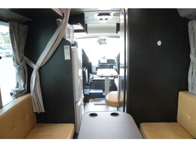 日野自動車 リエッセＩＩ ＲＶビックフット R1年 () 99
