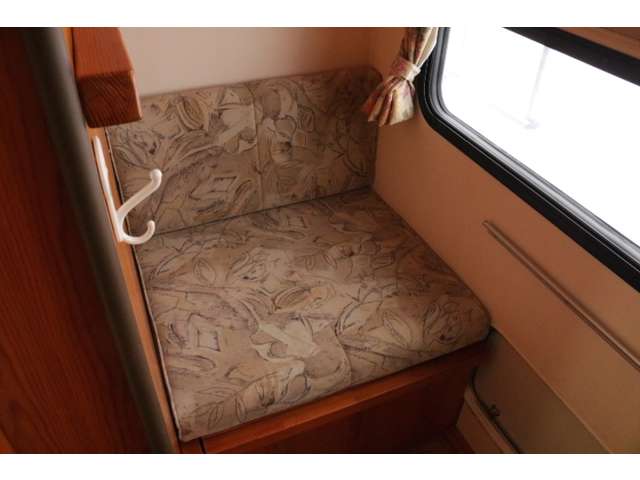 トヨタ グランドハイエース ナッツＲＶ H16年 () 99