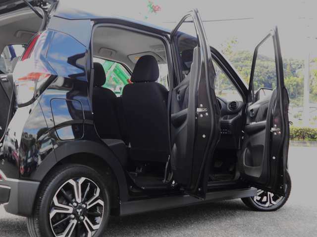 三菱 ｅＫクロス　ＥＶ Ｐ R4年 (中国) 99