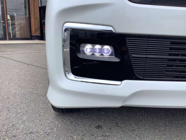 ホンダ Ｎ　ＢＯＸ カスタム ６６０ Ｌ R5年 (四国) 99