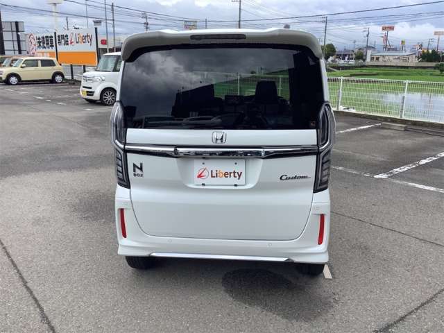 ホンダ Ｎ　ＢＯＸ カスタム ６６０ Ｌ R5年 (四国) 99