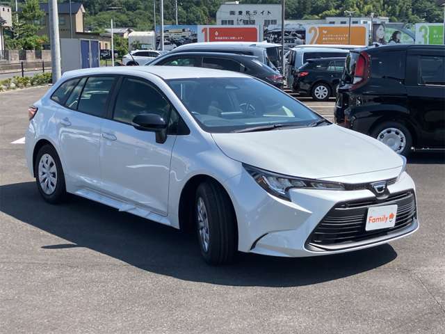 トヨタ カローラ　ツーリング　ハイブリッド １．８ ハイブリッド Ｘ Ｅ－ＦＯＵＲ ４ＷＤ R8年 (東海) 99