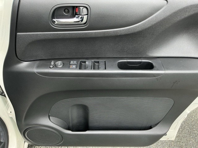 ホンダ Ｎ　ＢＯＸ ６６０ Ｇ ターボＳＳパッケージ H25年 (近畿) 99