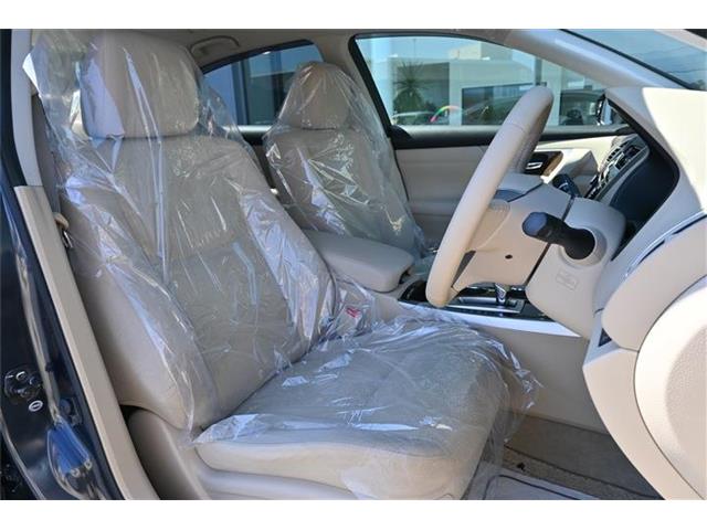 日産 ティアナ ２．５ ＸＬ ナビＡＶＭパッケージ H29年 () 99