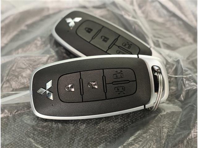 三菱 デリカ　ミニ ６６０ Ｔ プレミアム R8年 (東海) 99