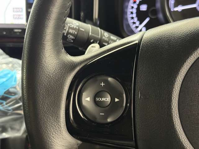 ホンダ Ｎ−ＯＮＥ ６６０ プレミアム ツアラー R1年 () 99