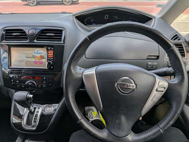 日産 セレナ ２．０ ハイウェイスター Ｖセレクション H24年 () 99
