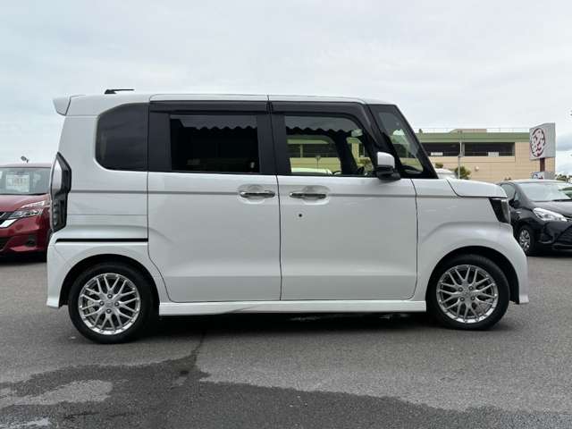 ホンダ Ｎ　ＢＯＸ カスタム ６６０ Ｌ ターボ R4年 () 99