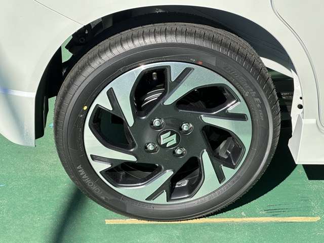 スズキ スペーシア　ギア ６６０ カスタム ハイブリッド ＸＳターボ ４ＷＤ R8年 () 99