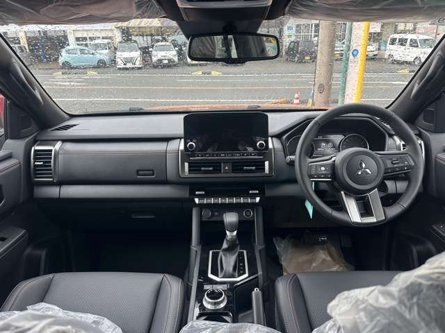 三菱 トライトン ２．４ ＧＳＲ ディーゼルターボ ４ＷＤ R7年 () 99