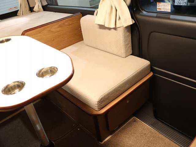 トヨタ ハイエースバン キャンピング R2年 (北海道) 99