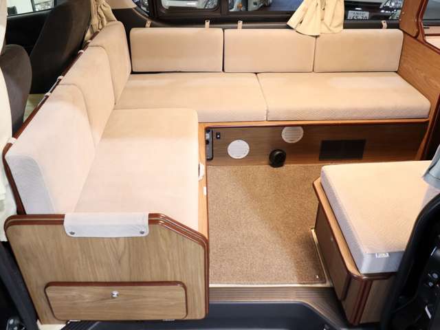 トヨタ ハイエースバン キャンピング R2年 (北海道) 99