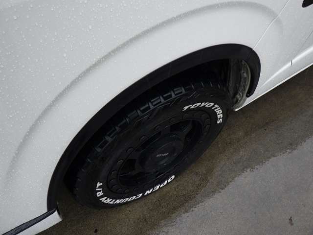 トヨタ ハイエースバン ２．０ スーパーＧＬ ダークプライムＩＩ ロングボディ R3年 (関東) 99
