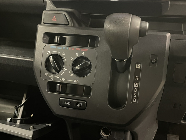 ダイハツ ウェイク ６６０ Ｄ ＳＡＩＩＩ R1年 () 99
