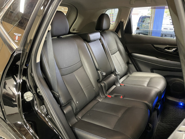 日産 エクストレイル ２．０ ＡＵＴＥＣＨ Ｉパッケージ ２列車 ４ＷＤ R1年 () 99