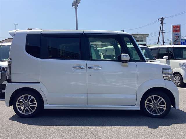 ホンダ Ｎ　ＢＯＸ ６６０ カスタムＧ ＳＳパッケージ H28年 (近畿) 99