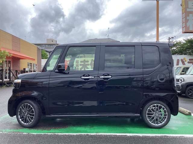 ホンダ Ｎ　ＢＯＸ カスタム ６６０ ターボ R8年 (近畿) 99