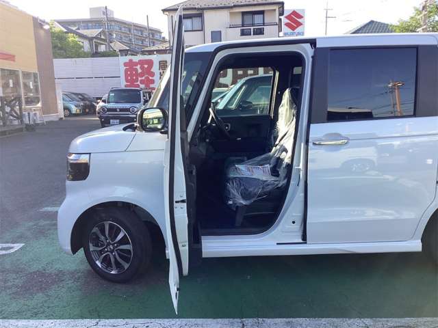 ホンダ Ｎ　ＢＯＸ カスタム ６６０ R8年 (近畿) 99