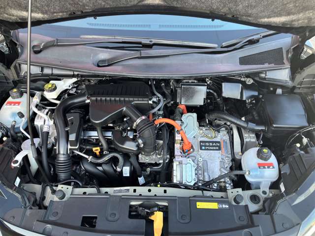 日産 ノートオーラ １．２ Ｇ ＦＯＵＲ レザーエディション ４ＷＤ R3年 (中国) 99