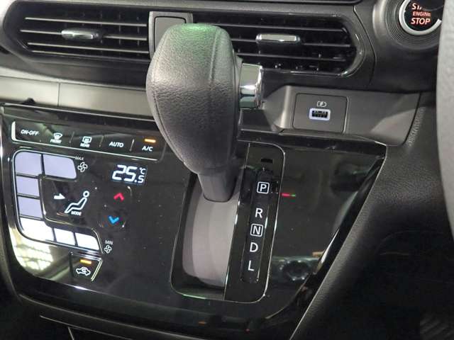 日産 デイズ ６６０ ハイウェイスターＸ R8年 () 99