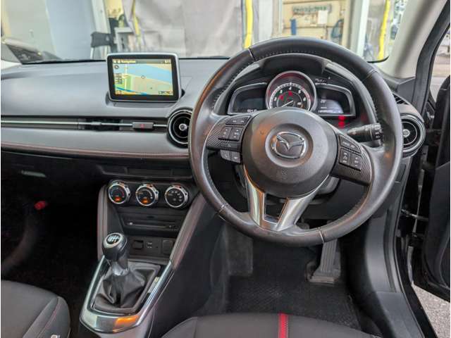 マツダ デミオ １．５ ＸＤ ツーリング ディーゼルターボ H27年 (関東) 99