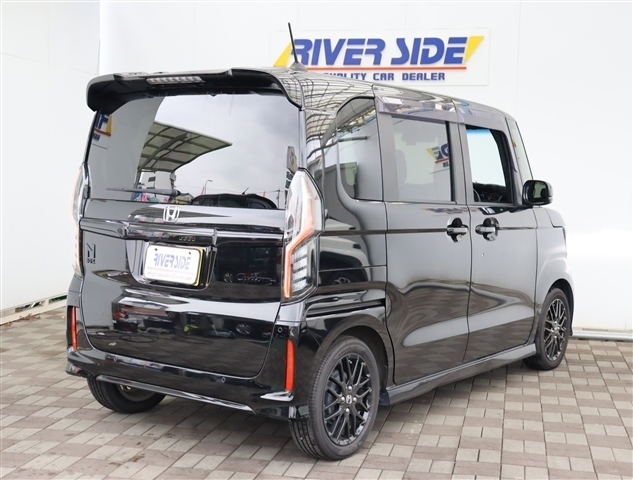 ホンダ Ｎ　ＢＯＸ カスタム ６６０ Ｌ ターボ スタイルプラス ブラック R4年 (関東) 99