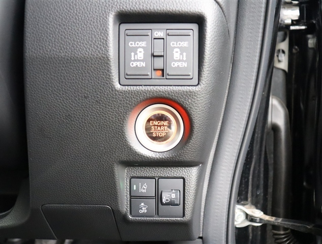 ホンダ Ｎ　ＢＯＸ カスタム ６６０ Ｌ ターボ スタイルプラス ブラック R4年 (関東) 99