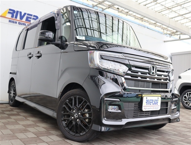 ホンダ Ｎ　ＢＯＸ カスタム ６６０ Ｌ ターボ スタイルプラス ブラック R4年 (関東) 99