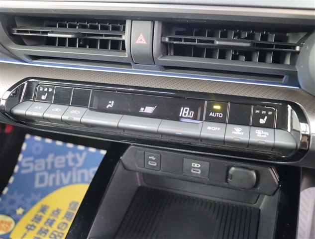 トヨタ プリウス １．８ Ｕ R5年 (関東) 99