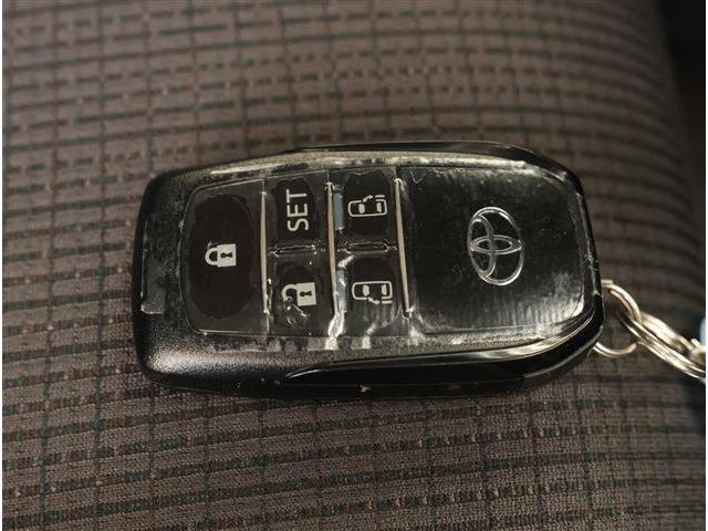 トヨタ シエンタ　ハイブリッド ハイブリッド １．５ Ｇ セーフティ エディションＩＩ R3年 (東海) 99