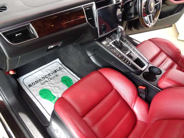 ポルシェ マカン ターボ ＰＤＫ ４ＷＤ H28年 (東海) 99