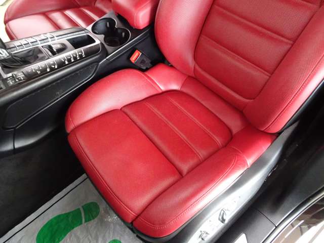 ポルシェ マカン ターボ ＰＤＫ ４ＷＤ H28年 (東海) 99